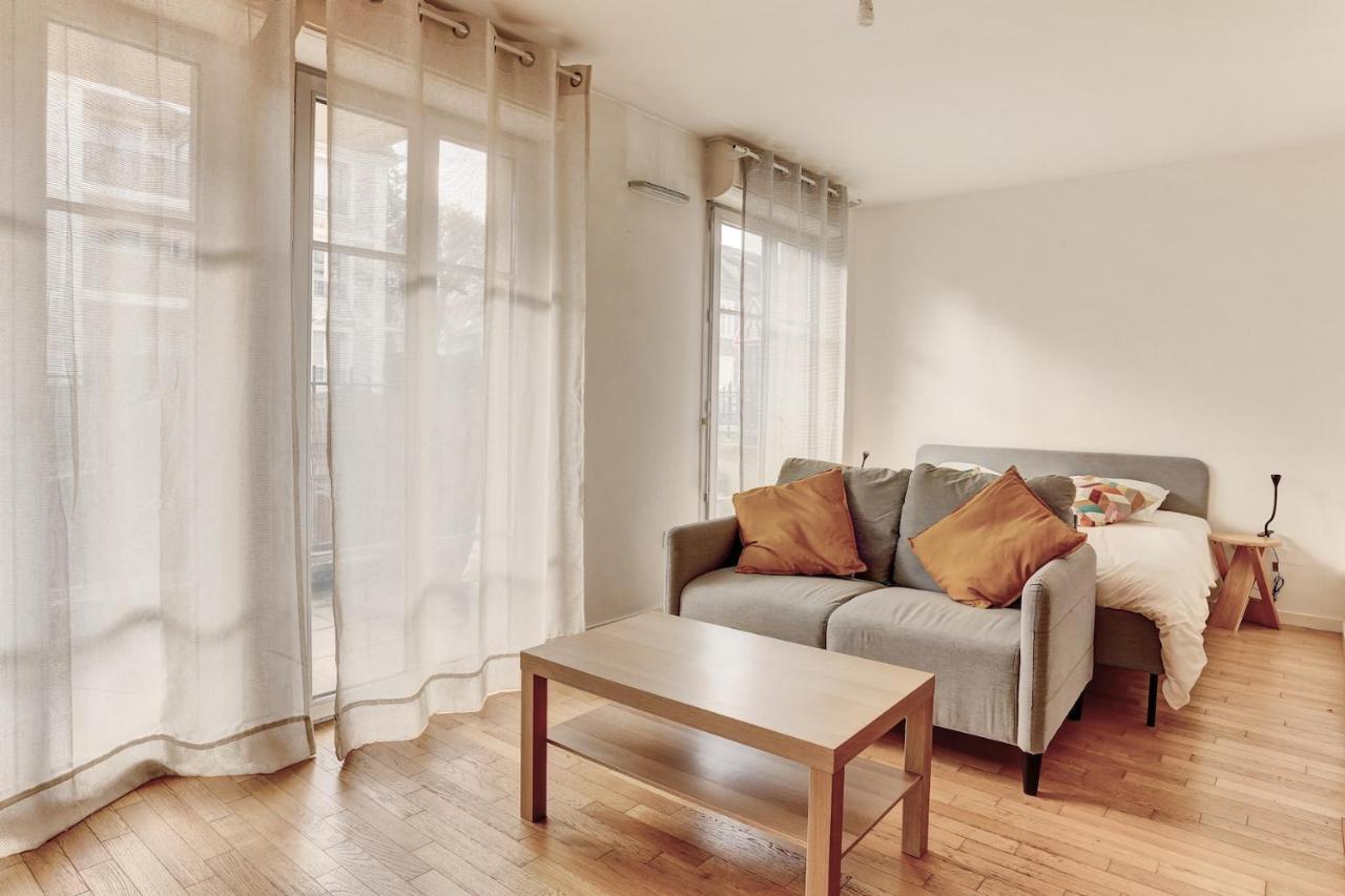 Le Curie - Saint Cyr Appartement Buitenkant foto